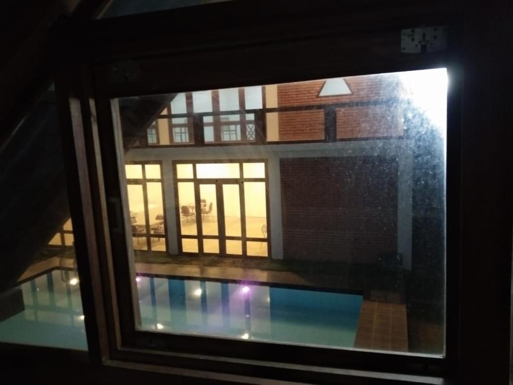 Hi Win Hotel Чілав Екстер'єр фото