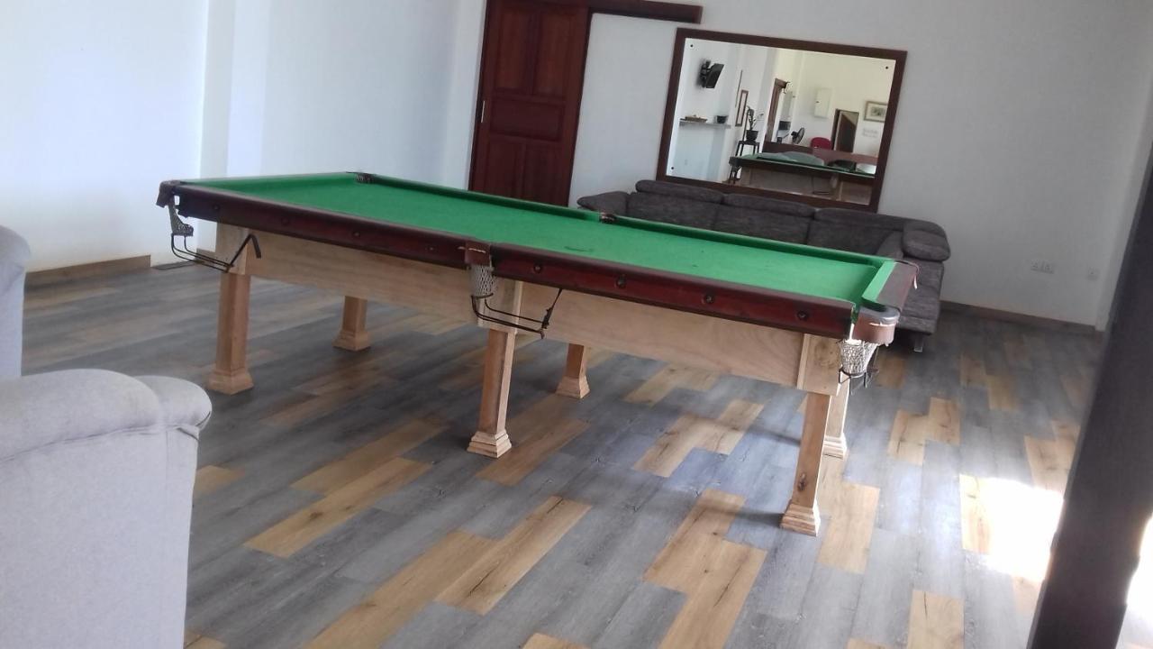 Hi Win Hotel Чілав Екстер'єр фото